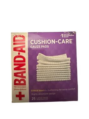 BAND-AID Brand Cushion Care Gauze Pads Highly Absorbent 25 Large Pads New In Box